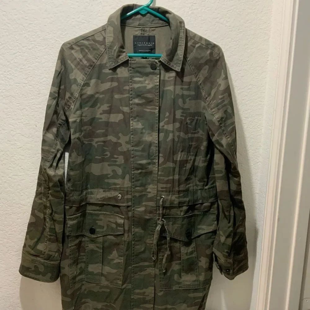 Sanctuary Camo Long-sleeve Zip Button Down Blouse Size M EUC